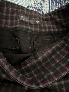 New York & Company Women's Straight Leg Pants - Black with Burgundy & Gray Plaid